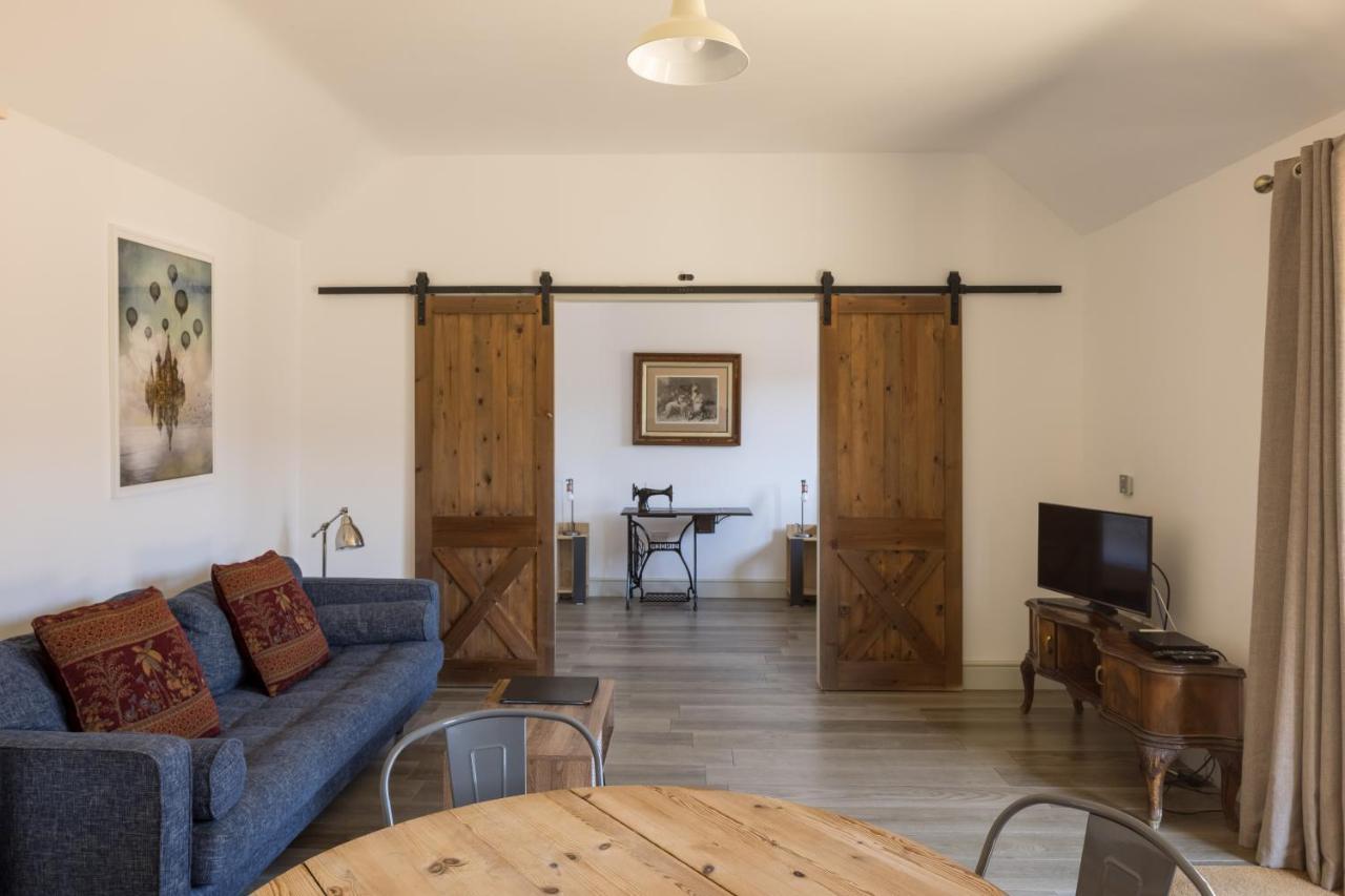 Clopton Courtyard Cambridge Apartment Exterior photo